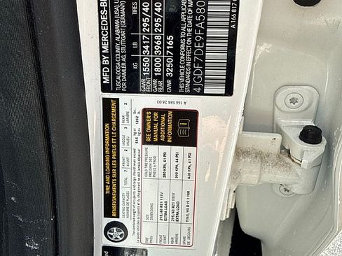 Used 2015 Mercedes-Benz GL 550 4MATIC image 26