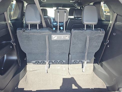 Used 2018 Chrysler Pacifica Touring-L w/ Advanced Safetytec Group FWD image 13