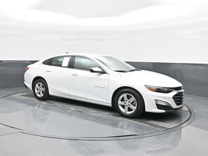 Used 2022 Chevrolet Malibu LS w/ Driver Confidence Package II