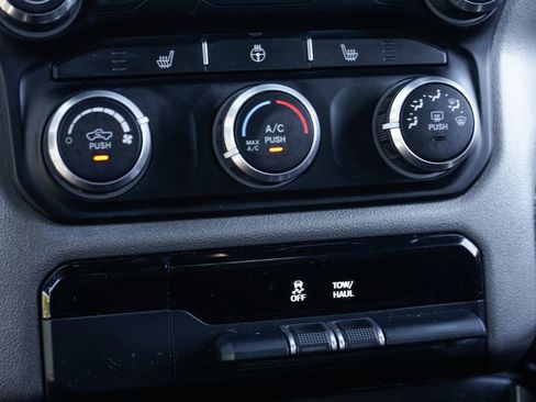 Used 2019 RAM 1500 Sport image 25