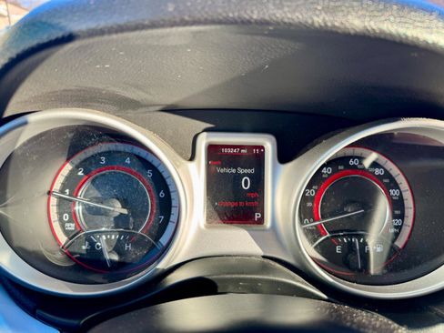 Used 2020 Dodge Journey SE w/ SE Popular Equipment Group image 11