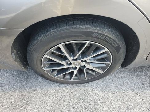 Used 2017 Lexus ES 350 image 10