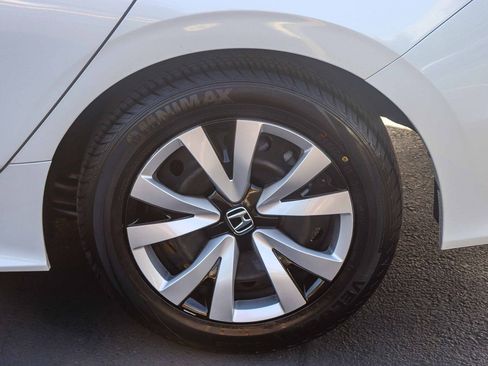 Used 2024 Honda Civic LX image 13