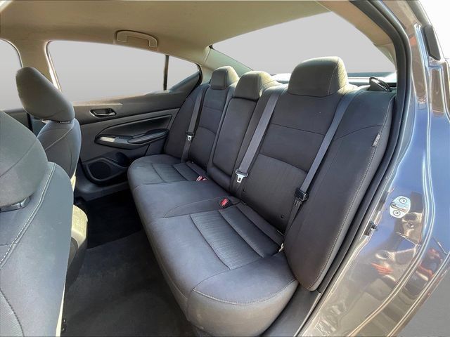 Used 2025 Nissan Altima 2.5 SV FWD image 23