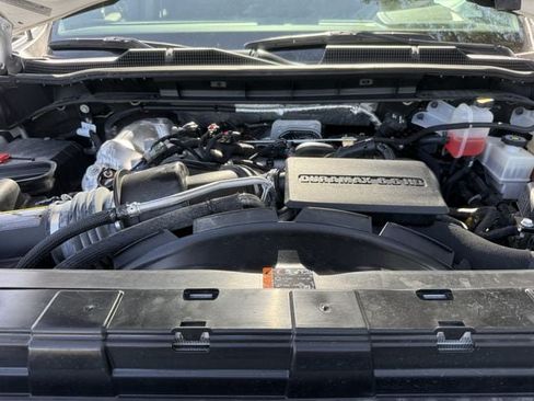 Used 2024 Chevrolet Silverado 2500 LT AWD/4WD image 34