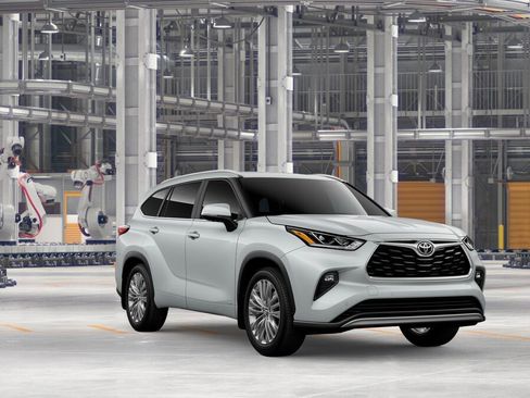New 2026 Toyota Highlander Platinum image 15