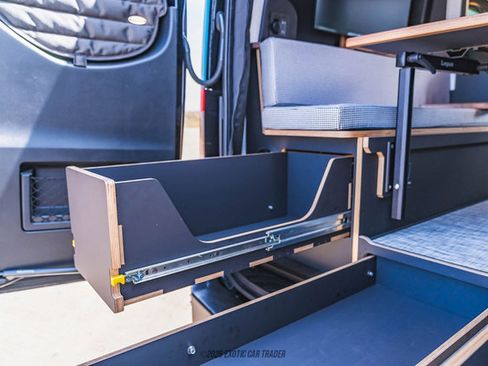 Used 2024 Mercedes-Benz Sprinter 2500 image 58