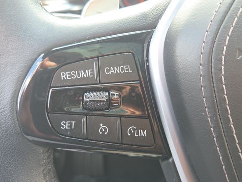 Used 2023 BMW 530i w/ Convenience Package RWD image 22