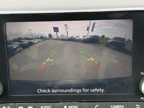 Used 2023 Nissan Rogue S image 28