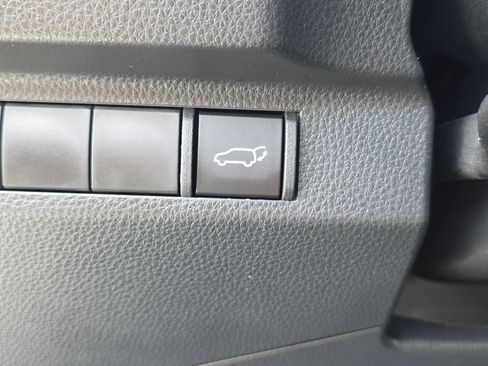 Used 2025 Toyota RAV4 XLE w/ Convenience Package AWD/4WD image 13