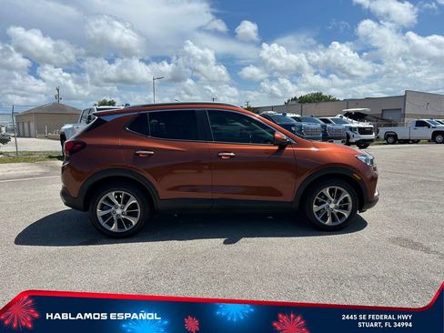 Used 2020 Buick Encore GX Select w/ Experience Buick Package FWD image 4