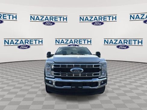 New 2025 Ford F550 4x4 Regular Cab Super Duty image 3