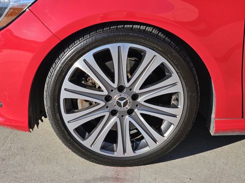 Used 2019 Mercedes-Benz CLA 250 4MATIC image 11