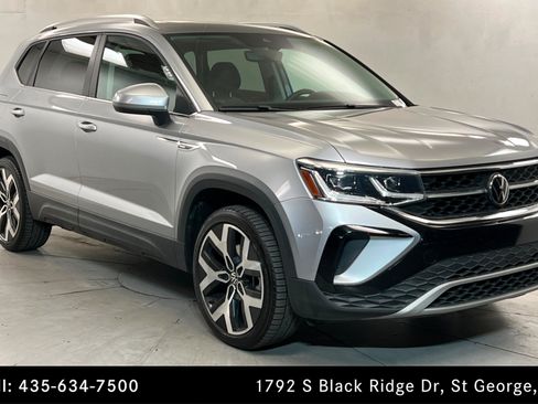 Used 2023 Volkswagen Taos SEL AWD/4WD image 7