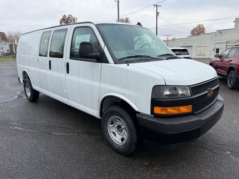 New 2025 Chevrolet Express 2500 Extended w/ Communications Package RWD image 5