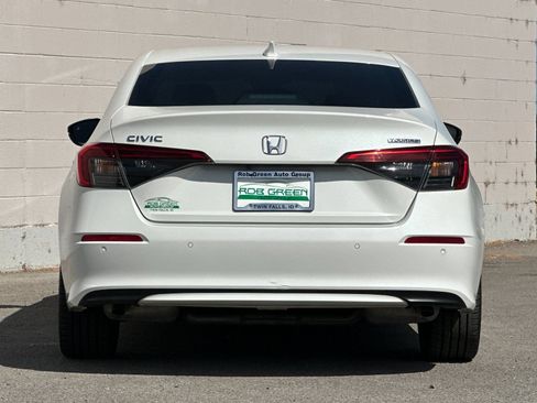 Used 2024 Honda Civic Touring image 4