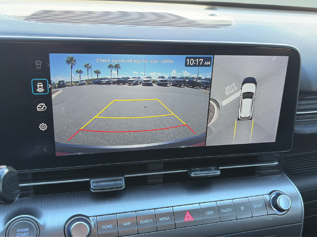 Used 2024 Hyundai Kona Limited FWD image 19