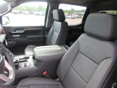 New 2026 GMC Sierra 1500 Denali AWD/4WD image 12