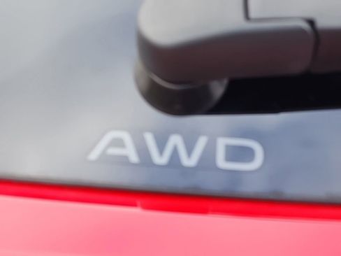 Certified 2025 Honda HR-V Sport image 8