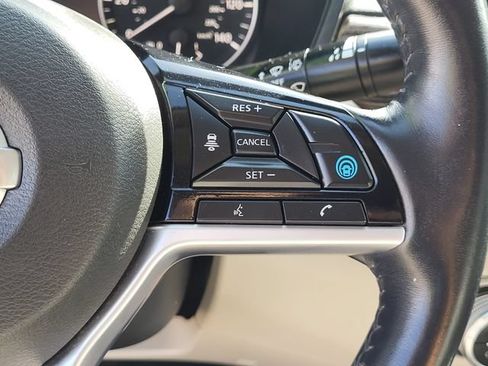 Used 2019 Nissan Altima 2.5 Platinum FWD image 16