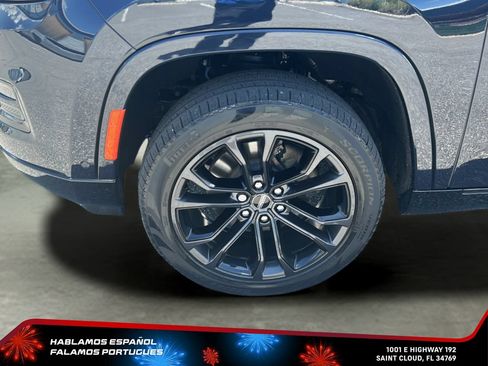 Used 2024 Jeep Grand Wagoneer Series II w/ Quick Order Packagew 28T AWD/4WD image 10