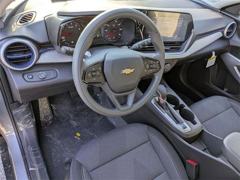 New 2026 Chevrolet Trax LS w/ LS Convenience Package image 10