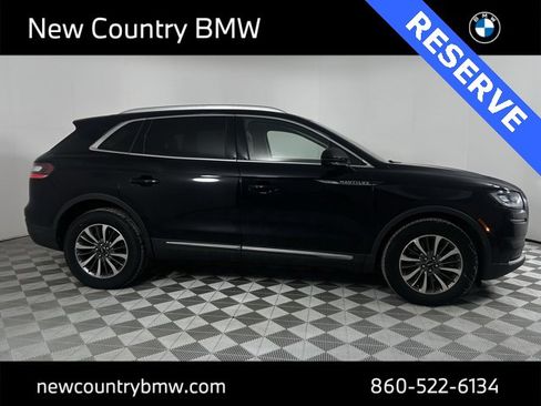 Used 2022 Lincoln Nautilus Reserve image 8