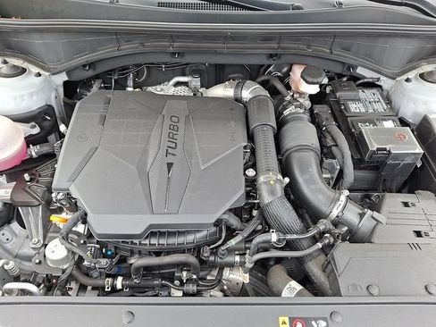 Certified 2025 Kia Sorento SX FWD image 28