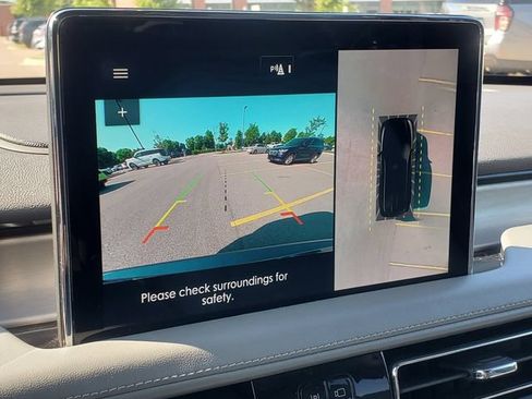 Used 2020 Lincoln Aviator Reserve w/ Elements Package Plus AWD/4WD image 17