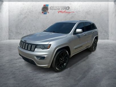 Used 2020 Jeep Grand Cherokee Altitude