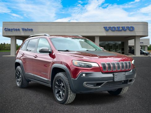 Used 2019 Jeep Cherokee Trailhawk w/ Cold Weather Group image 1