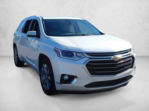 Used 2021 Chevrolet Traverse Premier AWD/4WD image 5