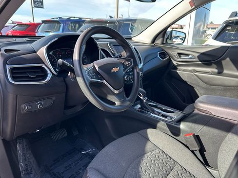 Used 2022 Chevrolet Equinox LT AWD/4WD image 10