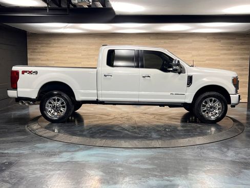Used 2022 Ford F250 Platinum w/ FX4 Off-Road Package image 35