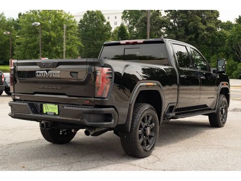 New 2026 GMC Sierra 2500 AT4 w/ AT4 Premium Plus Package AWD/4WD image 8