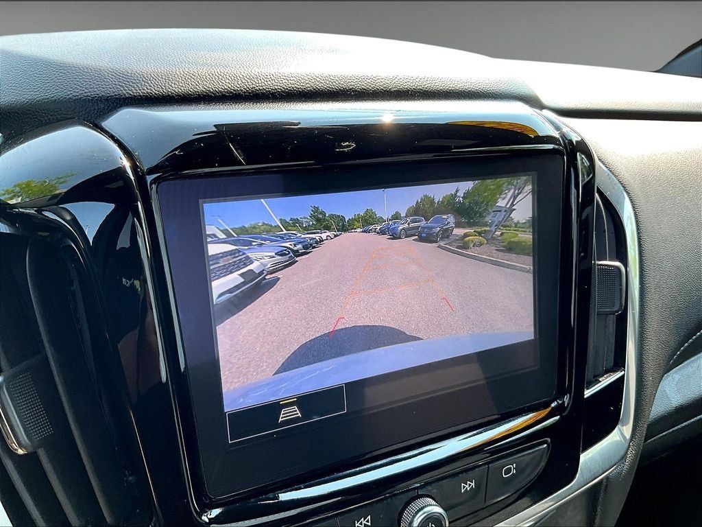 Used 2023 Chevrolet Traverse LT AWD/4WD image 20