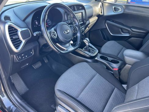 Used 2021 Kia Soul GT-Line image 5