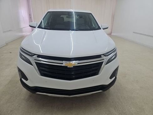 Used 2024 Chevrolet Equinox LT w/ LPO, Floor Liner Package image 11