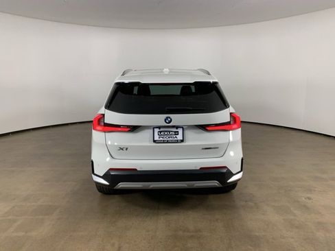 Used 2025 BMW X1 xDrive28i w/ Technology Package image 10