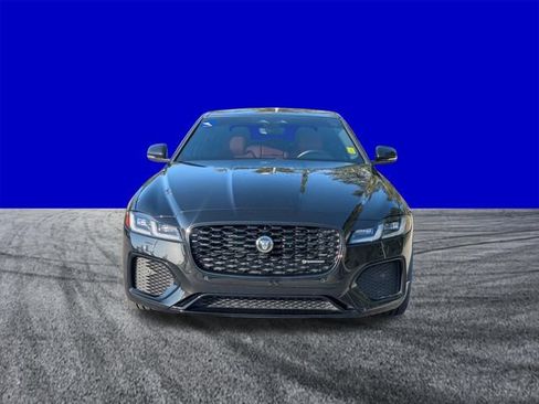 Used 2024 Jaguar XF R-Dynamic SE RWD image 9