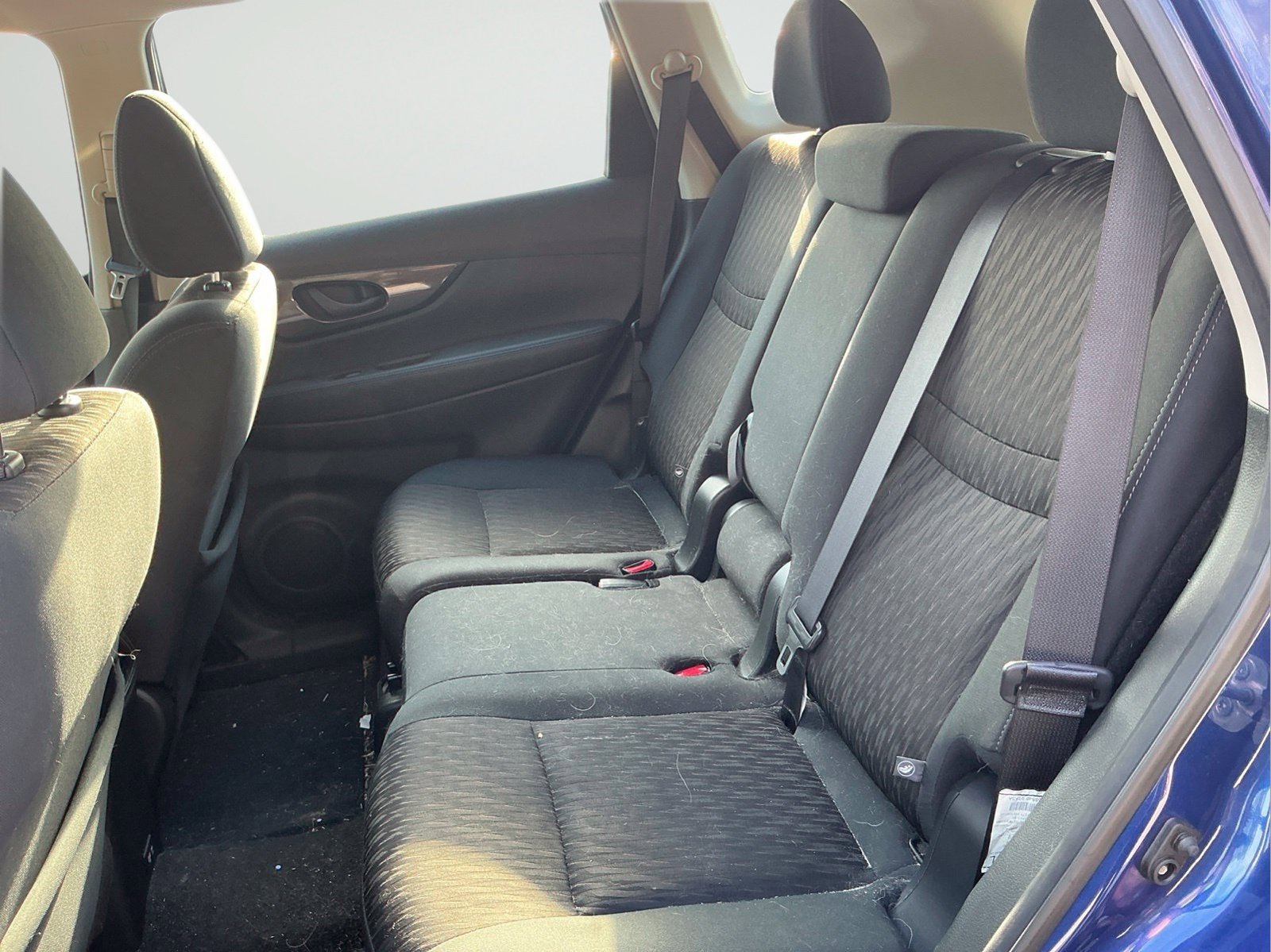 Used 2019 Nissan Rogue S FWD image 11
