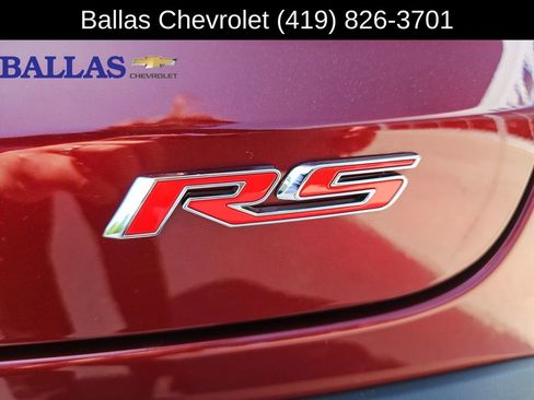 Certified 2024 Chevrolet Trax RS w/ Sunroof Package FWD image 35