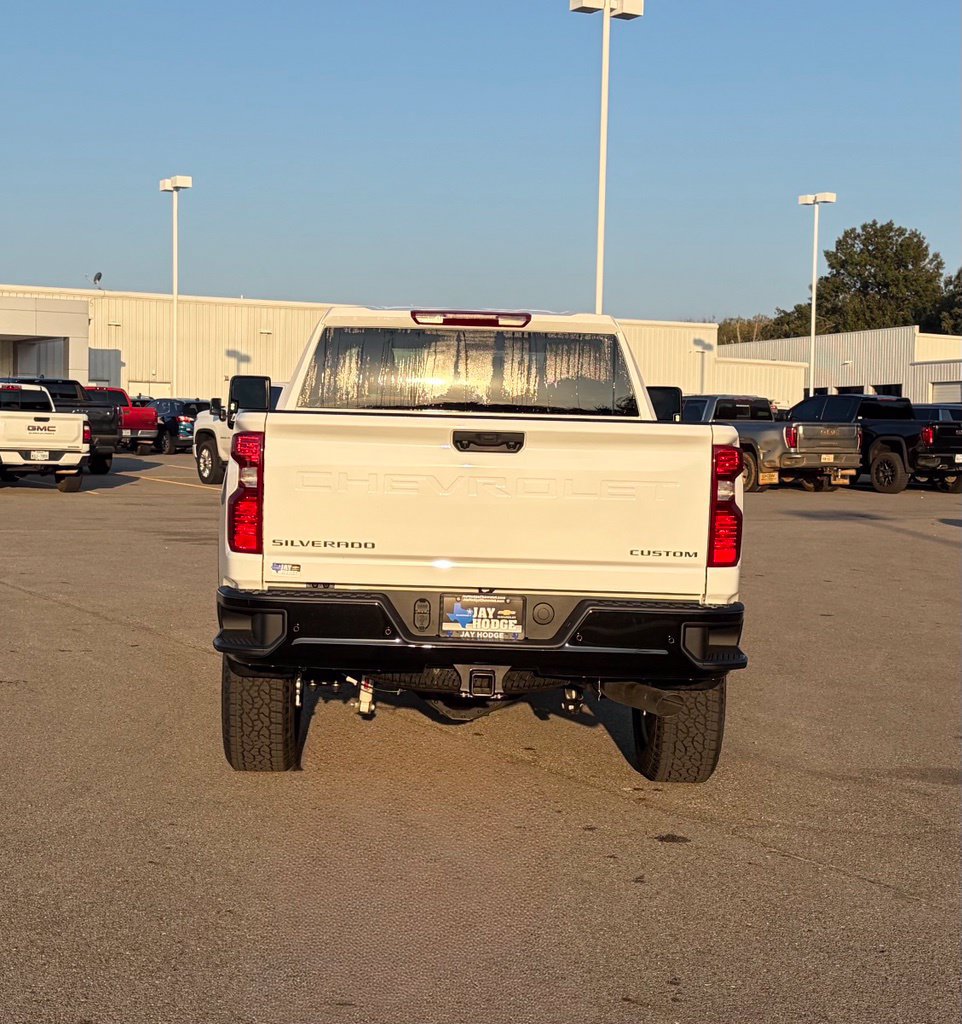 New 2026 Chevrolet Silverado 2500 Custom w/ Custom Value Package AWD/4WD image 4