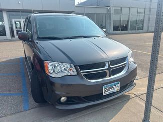 Used 2018 Dodge Grand Caravan SXT FWD video 2