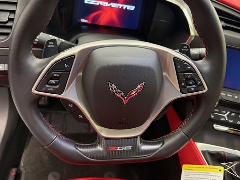 Used 2015 Chevrolet Corvette Z06 w/ 2LZ Preferred Equipment Group image 22