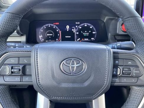 New 2026 Toyota Tacoma TRD Off-Road AWD/4WD image 13