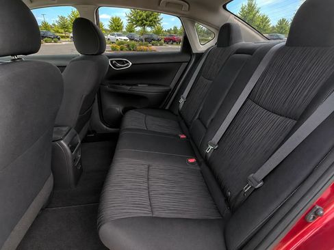 Used 2019 Nissan Sentra SV FWD image 13