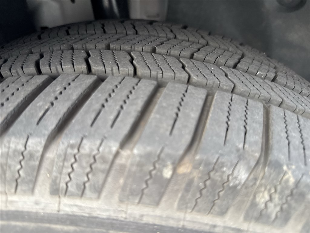 Used 2012 Ford Explorer Limited AWD/4WD image 4