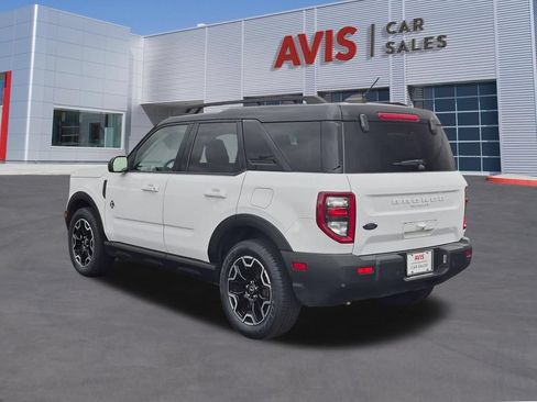 Used 2025 Ford Bronco Sport Outer Banks AWD/4WD image 9