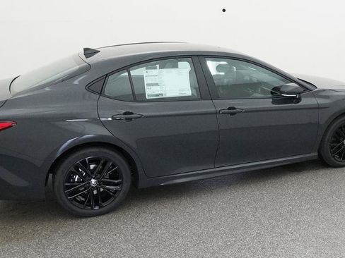New 2026 Toyota Camry SE FWD image 38